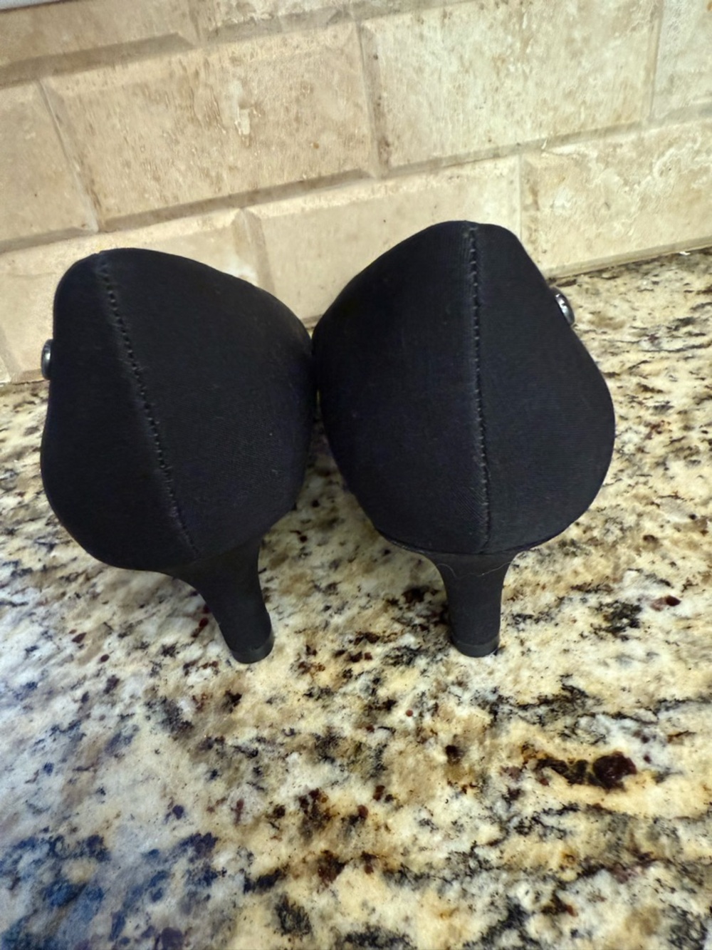 Life Stride Black Women's Classic Comfort Heel - Picture 5 of 8